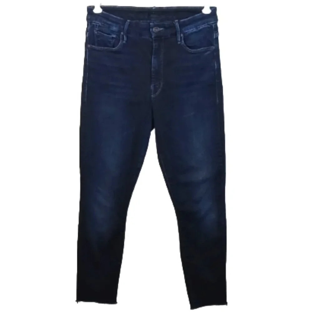 MOTHER High Waisted Looker Ankle Fray in Last Call size 27